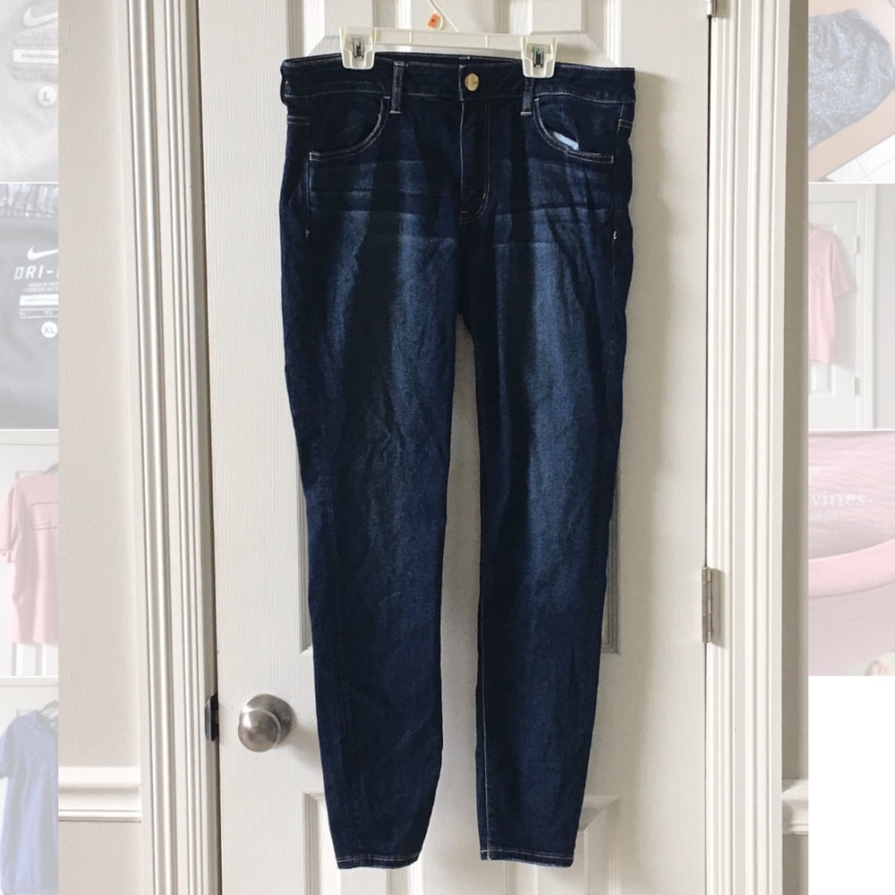 American Eagle Super Stretch Dark Denim Jeans